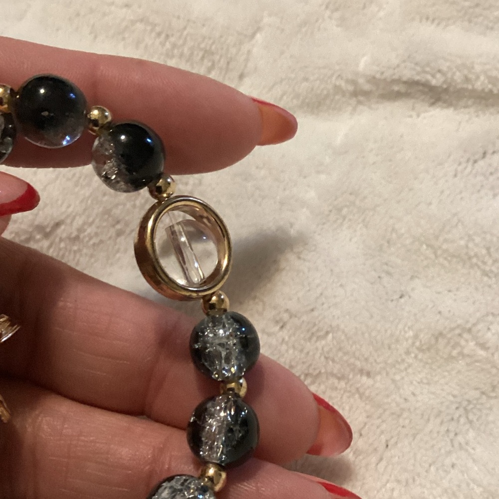 Elegant Gold and Black Butterfly Bracelet - Picture 3 of 5